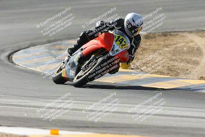 media/Feb-07-2025-CVMA Friday Practice (Fri) [[7034960ba2]]/2-Racer 2/Session 3 (Turn 8)/